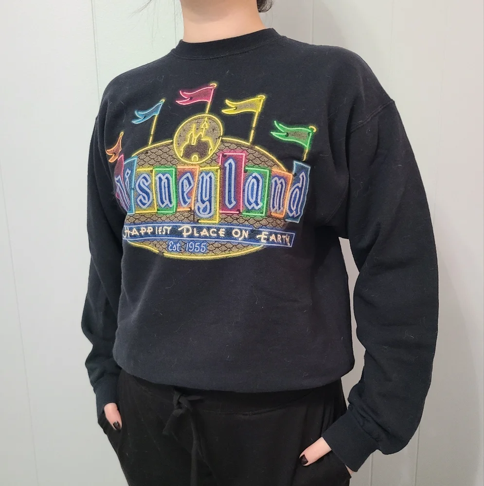 Disneyland Sweatshirt - Picture 2 of 4